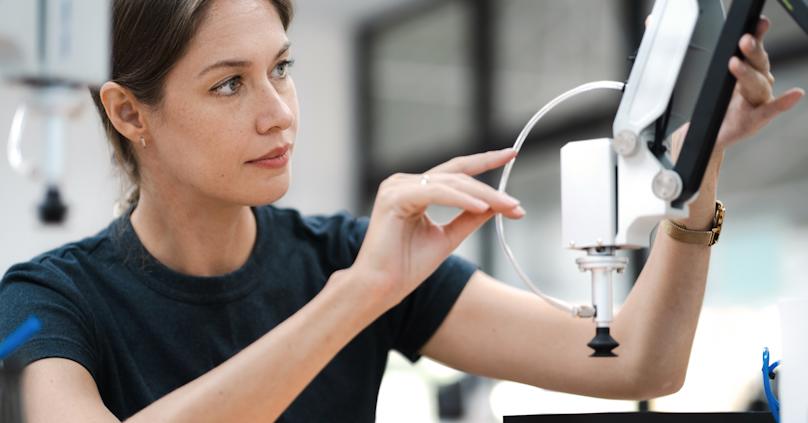 Renishaw Case Study: PXM Accelerates B2B Commerce | Valtech